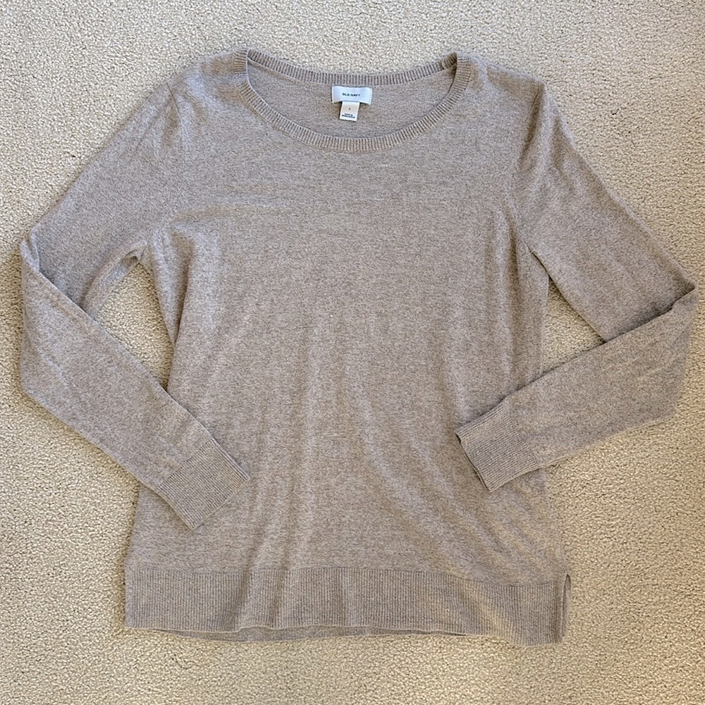Old navy sweater